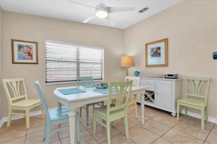 Spacious Dinette
