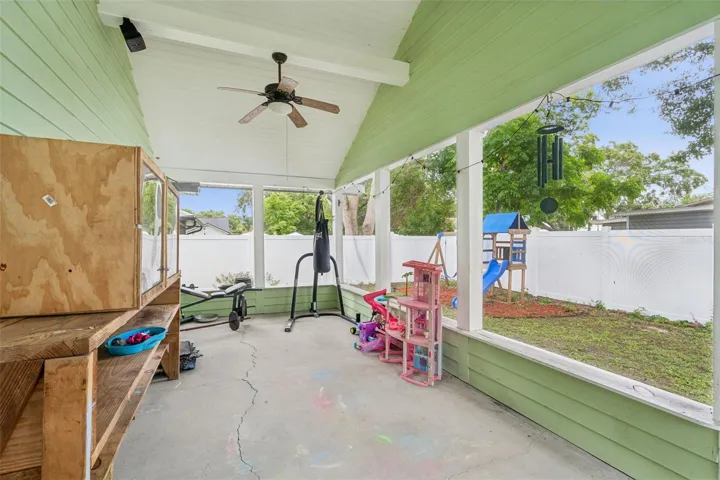 Screened Lanai with ceiling Fan