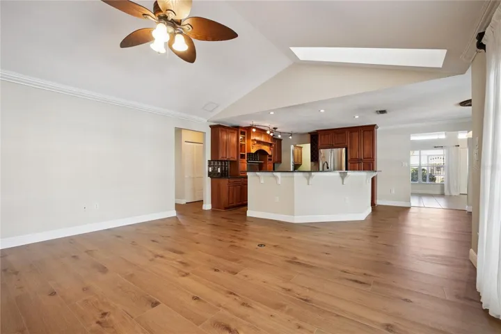 Family Room & Kitchen combo