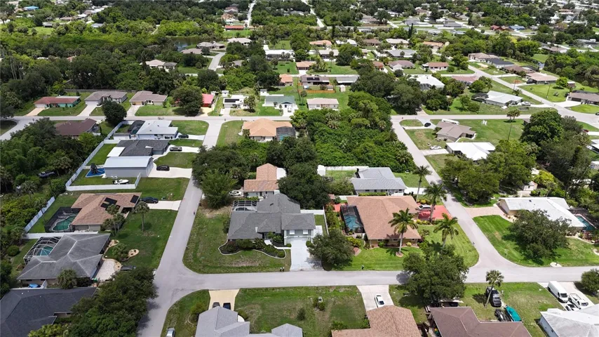 Oversized corner lot