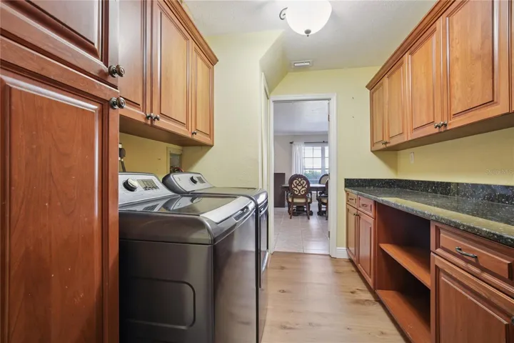 Laundry Room & Butlers pantry