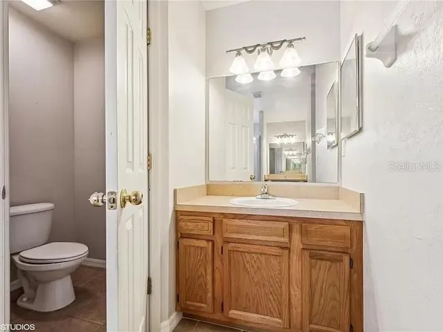 1170
