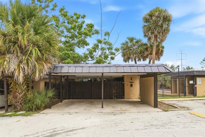 Carport