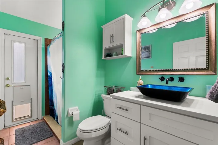 Bathroom 3