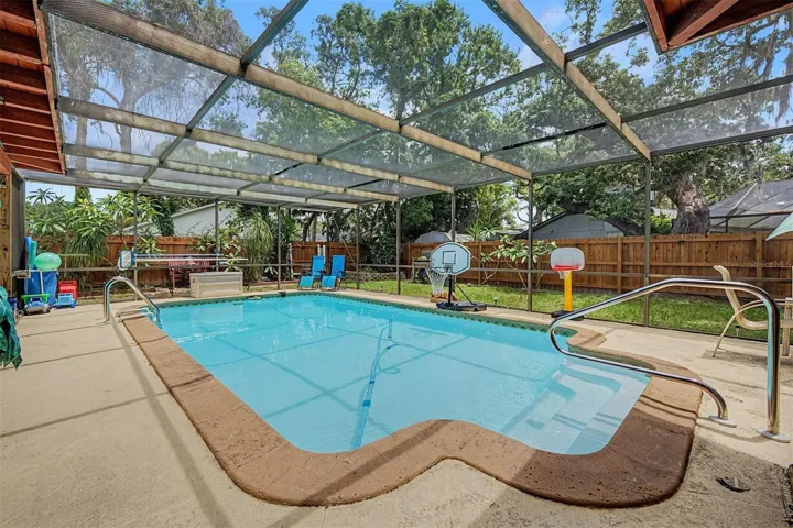 pool screened in patio