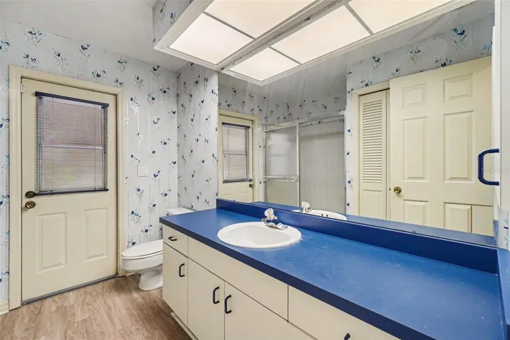 2nd Bathroom