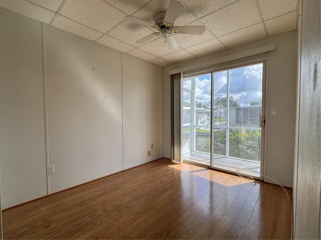 2nd Bedroom