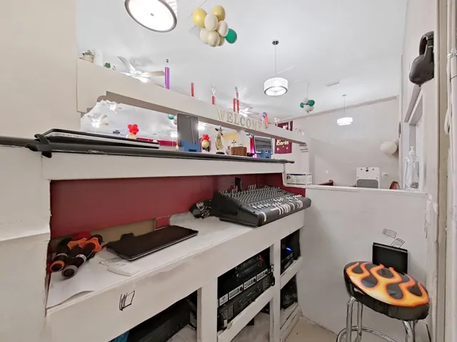 1170