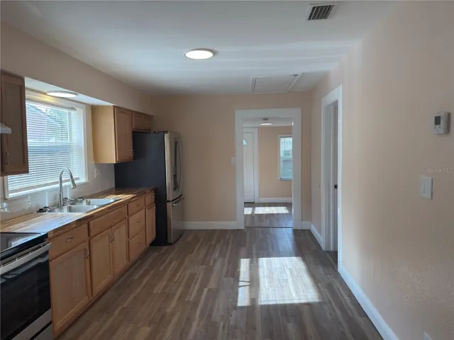 Modern Kitchen with stainless steel appliances
