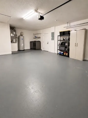 GarageVirtual staged