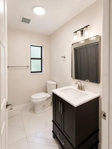 Bathroom 3Virtual staged