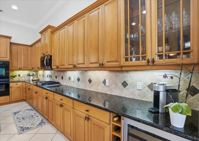 Tons of Cabinet Space and New Gas Cooktop