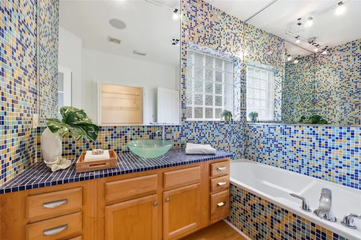 Owner's On-Suite