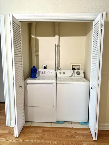 Washer/Dryer Closet