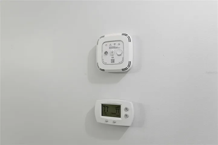 WHOLE HOUSE FIRE PROTECTION , WATER PROTECTION, INCLUDES BED SHAKER AND CARBON MONOXIDE UNIT DETECTION
