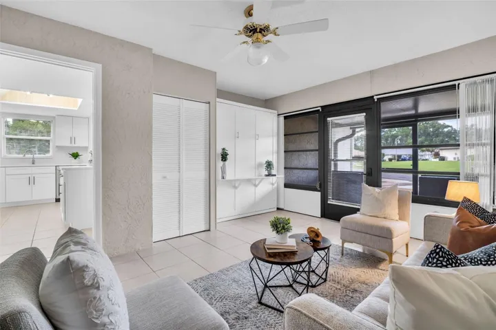 Front heated & cooled bonus room offering endless possibilities~