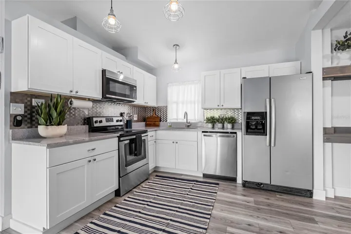 Beautifully remodeled kitchen