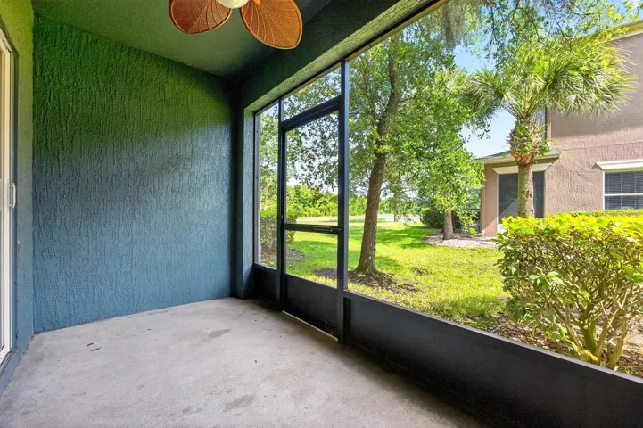 Screened Lanai.