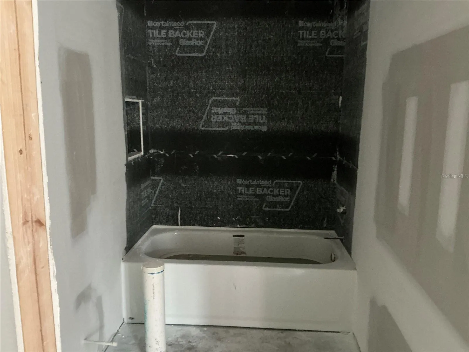 Full bath downstairs