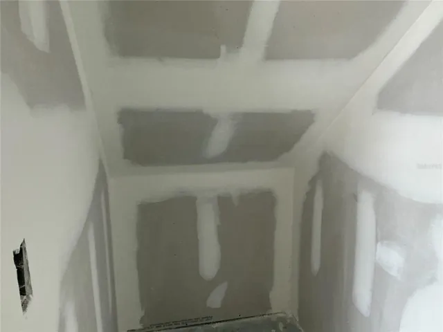 Closet stroage