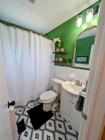 1170