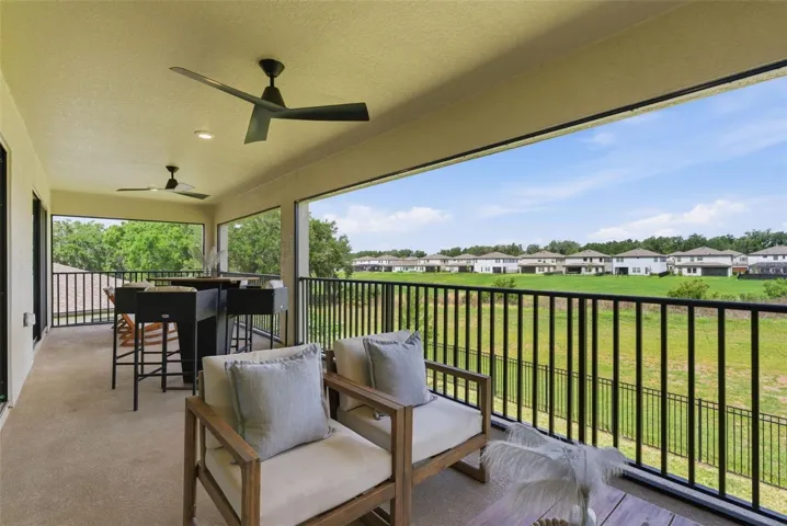 Upstairs lanai