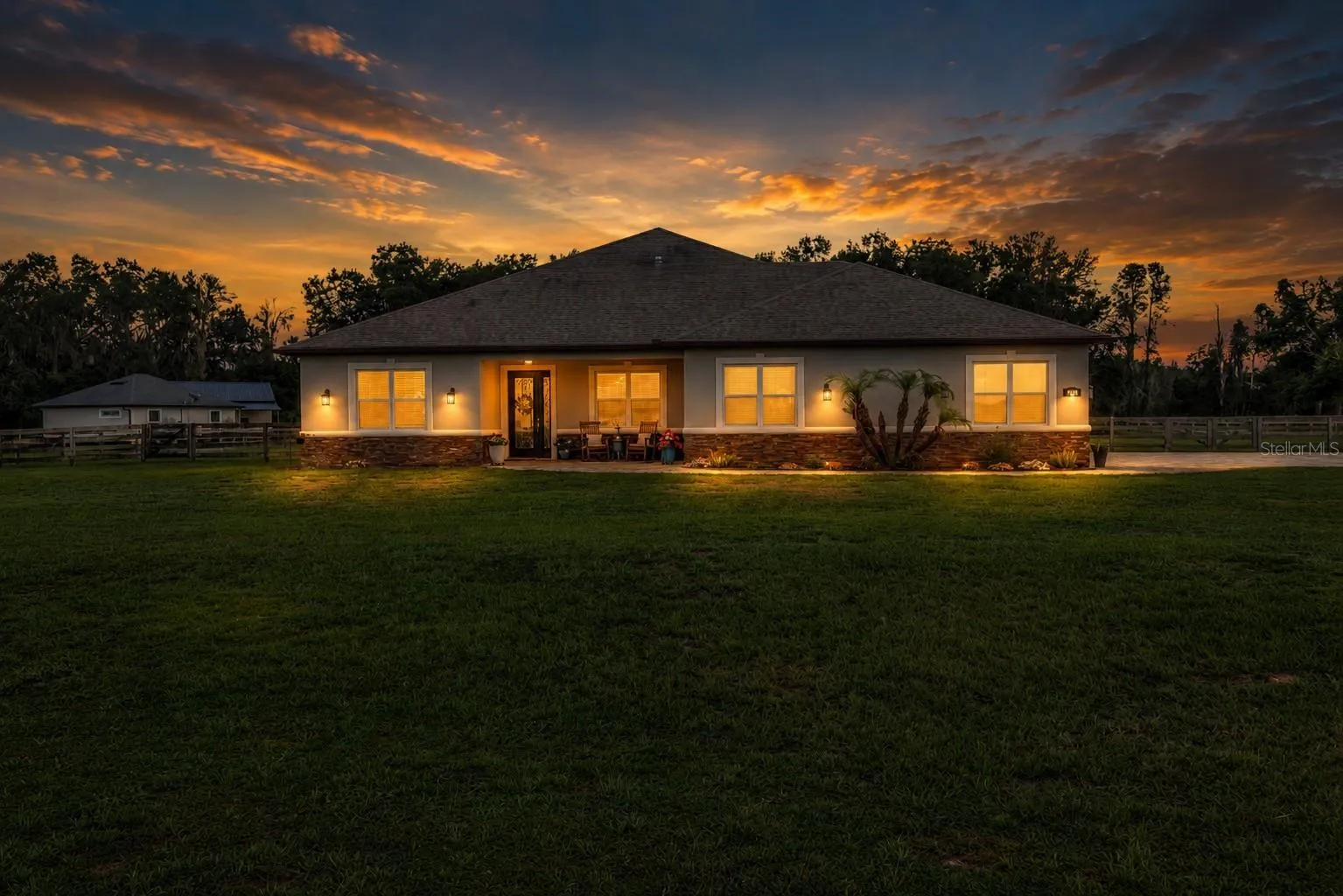Front Twilight