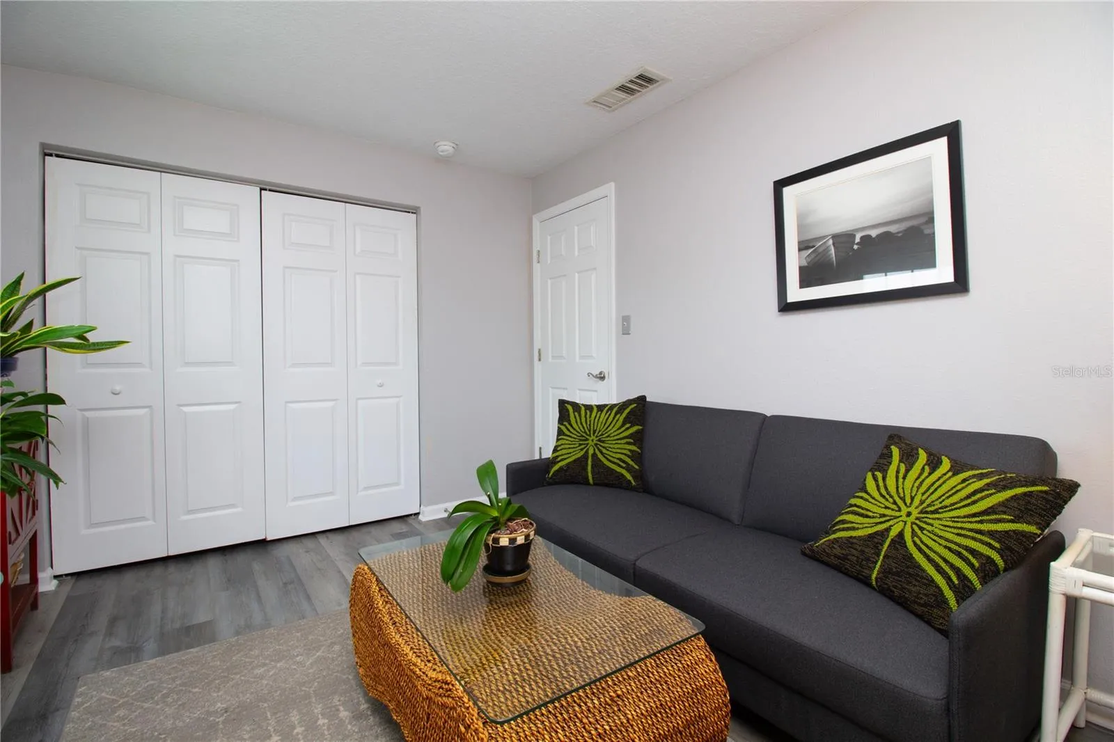 guest bedroom
