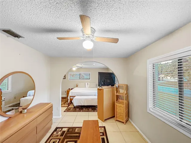 Possible 4th Bed/Den