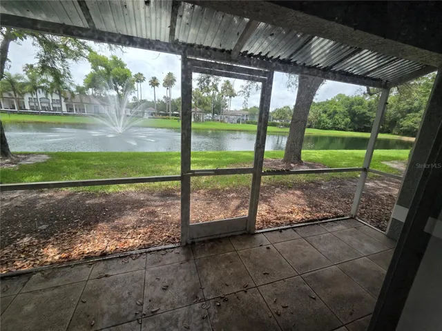 peaceful lanai with view of fountain