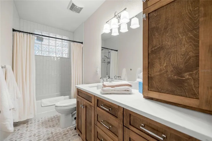 SECONDARY BATH
