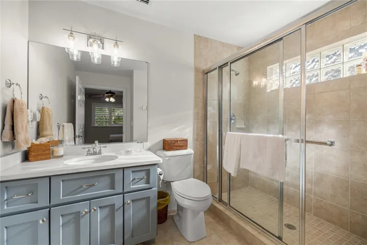 EN SUITE BATH