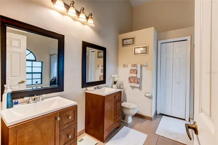 Double Sink