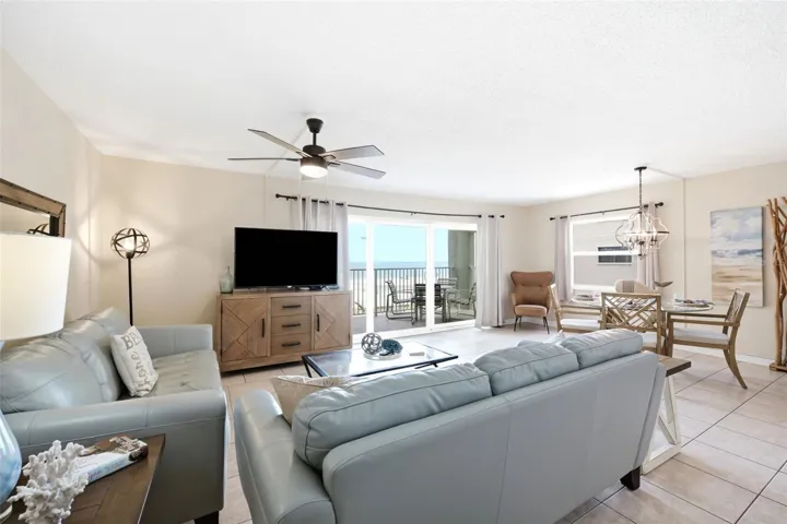 Living room 1