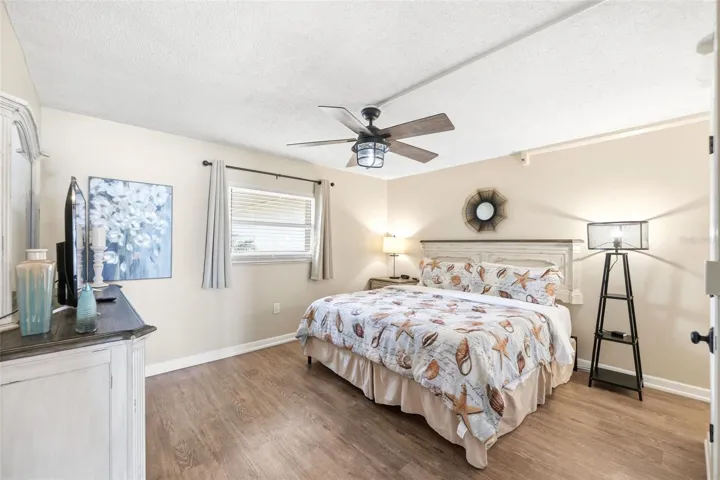 Master bedroom 1