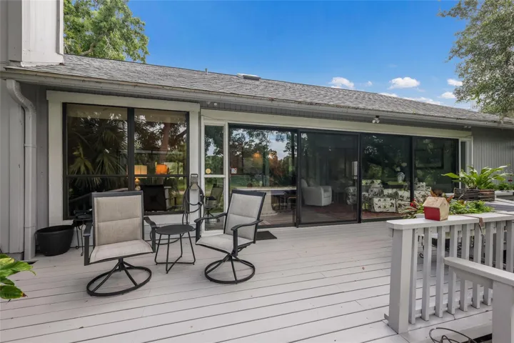 Peaceful outdoor setting that feels like a private retreat!