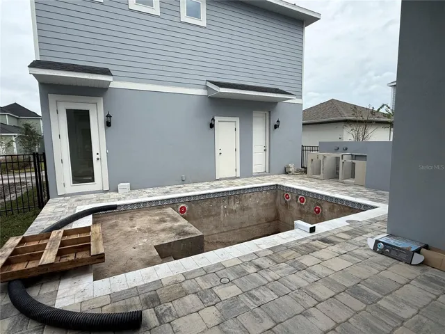 Pool with Summer Kitchen