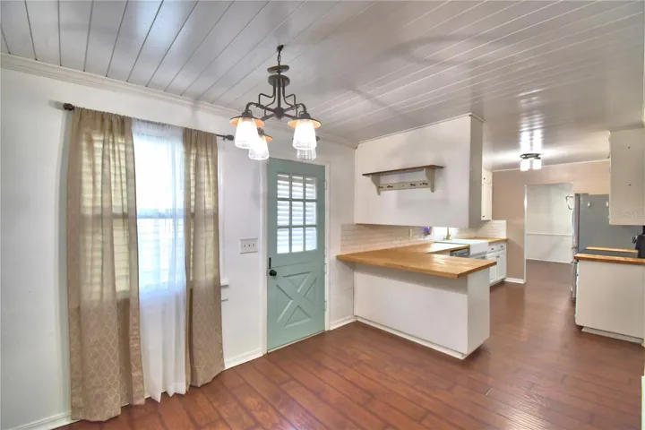 Breakfast Nook