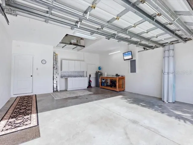 2 Car Garage