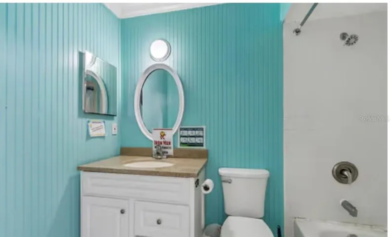 2nd bathroom