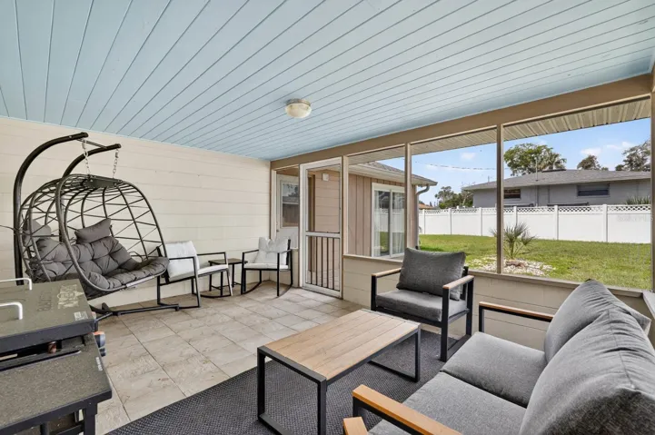 Screened Patio
