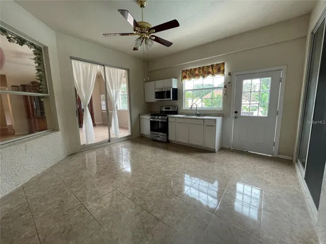 Florida Room Kitchenette