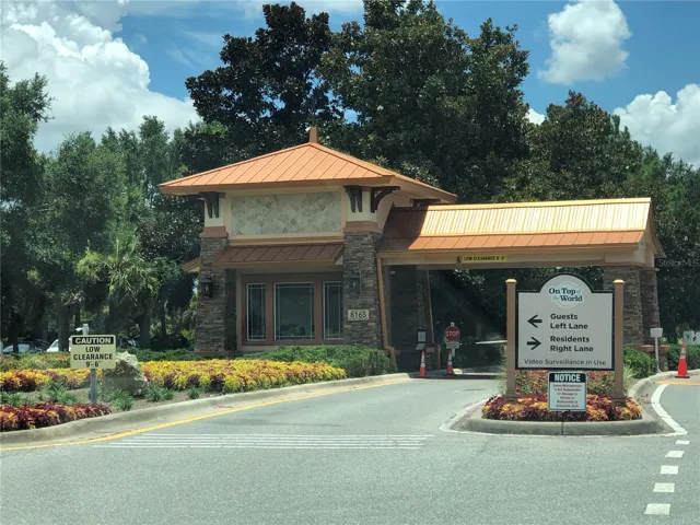 Candler Hills Gate