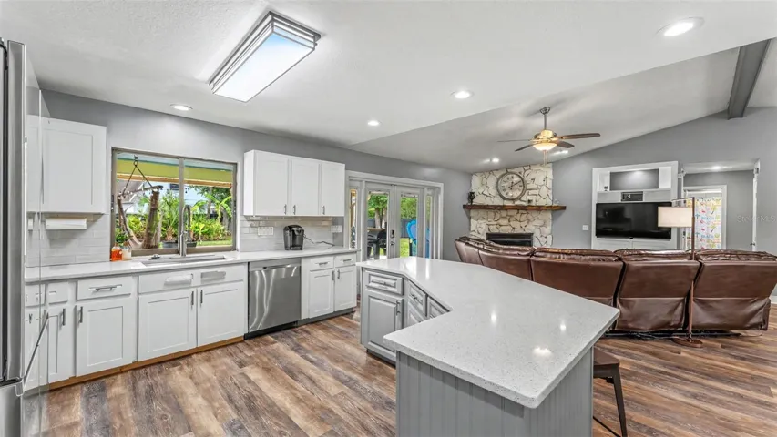 Kitchen/Living Room