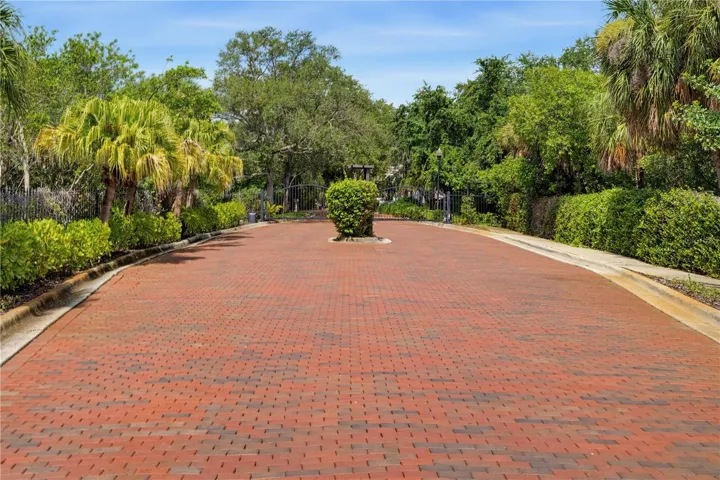 Bayshore Entry