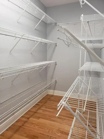 Primary Second walk-in