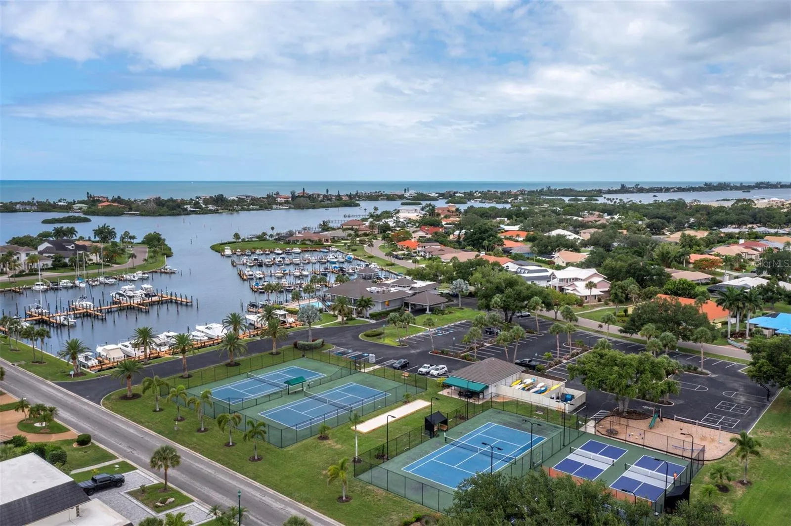 Southbay Yacht and Racquet Club - Marina, pickleball, tennis, basketball, clubhouse - Boat slip available to rent-short wait list