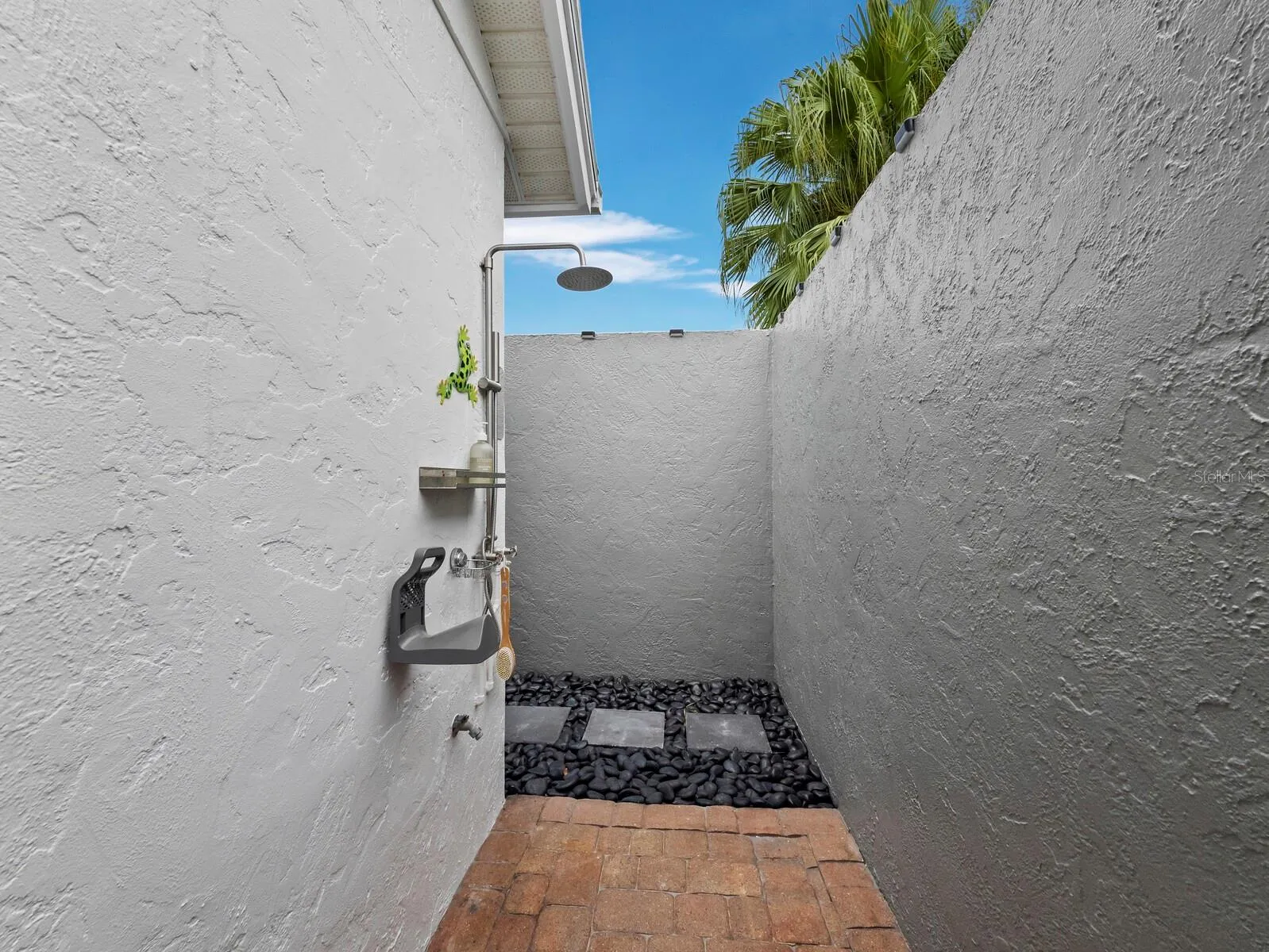 outdoor shower