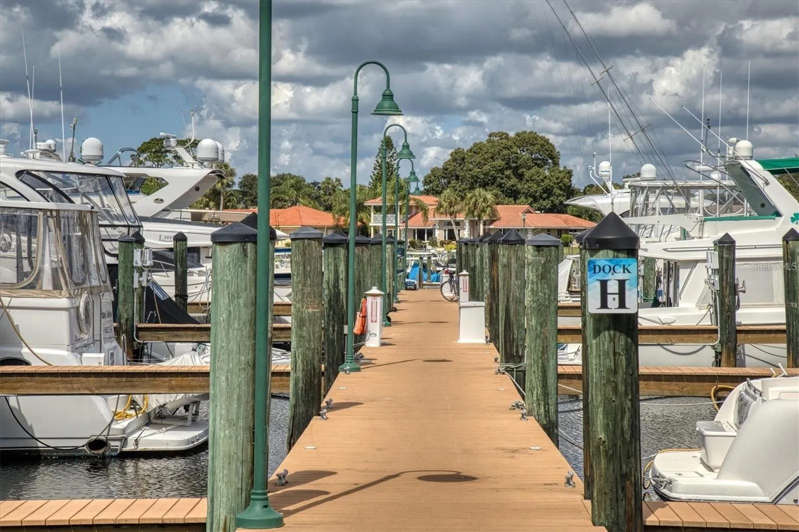 docks