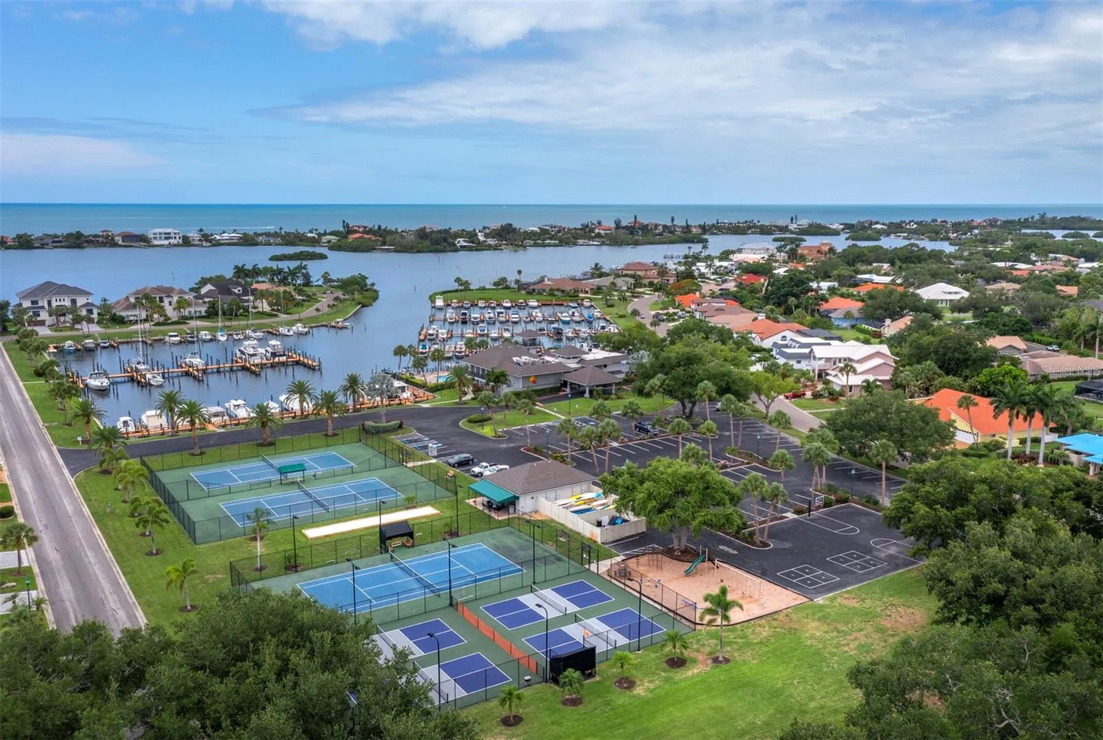 Southbay Yacht and Racquet Club - Marina, pickleball, tennis, basketball, clubhouse - Boat slip available to rent-short wait list